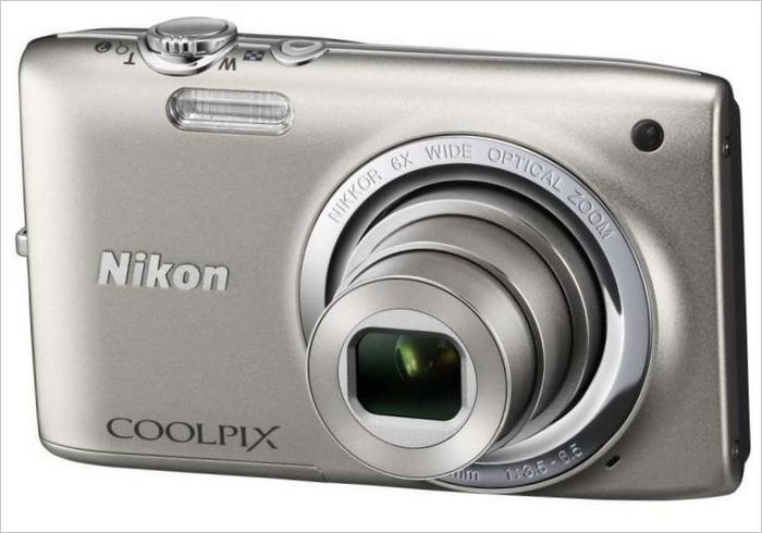 Appareil photo compact Nikon S2700