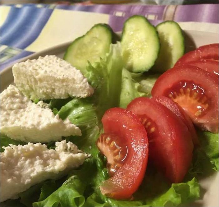 fromage sur une assiette