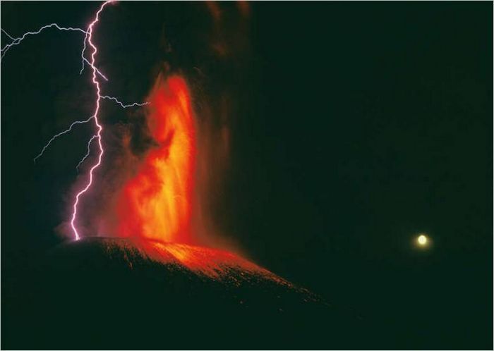 Kamchatka. Eruption du volcan Klyuchevskoi, 1964