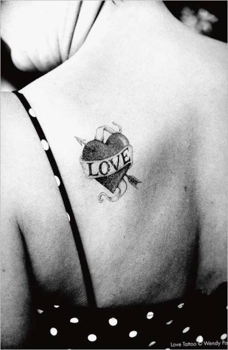 7. Wendy Paton Love Tattoo. 2007