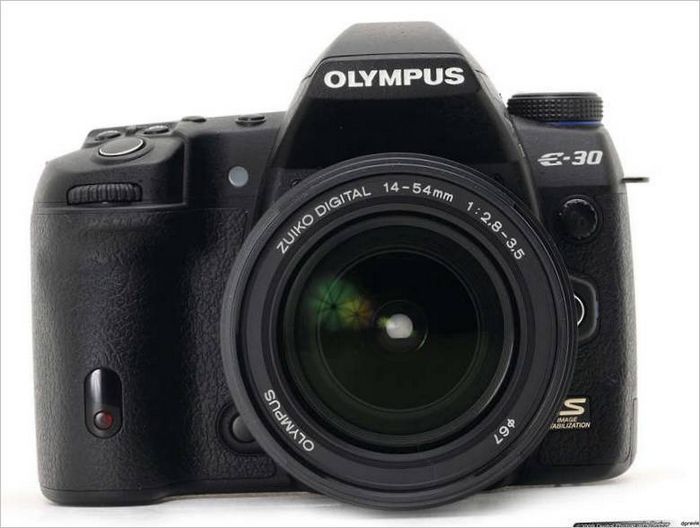 Appareil photo reflex Olympus E-30