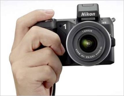 Appareil photo ultra rapide Nikon 1 V2 - tirez !