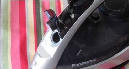 Fer à vapeur Panasonic NI-W950