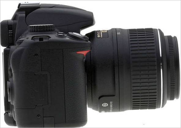 Appareil photo reflex Nikon D5000