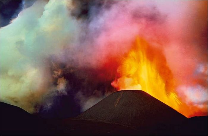 Kamchatka. Éruption volcanique