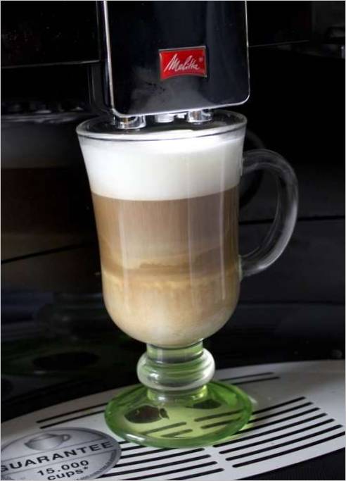 Machine à café Melitta Caffeo F 750 - café