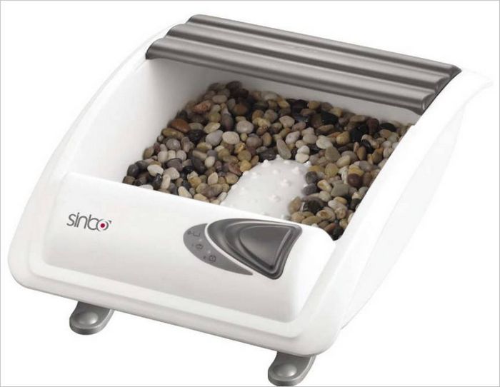 Bain de massage des pieds avec pierres chaudes Sinbo SMR-4220