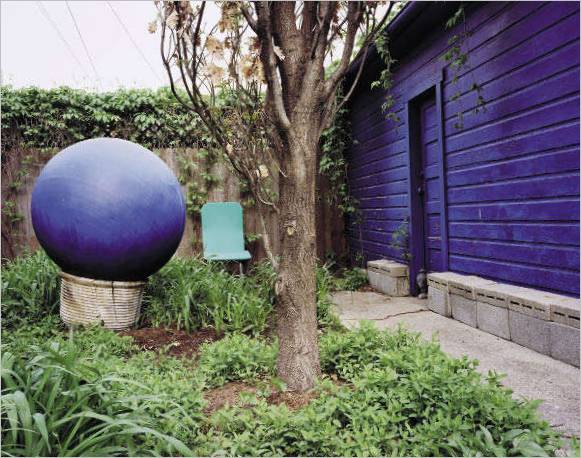 Boule bleue, mur bleu - Chicago