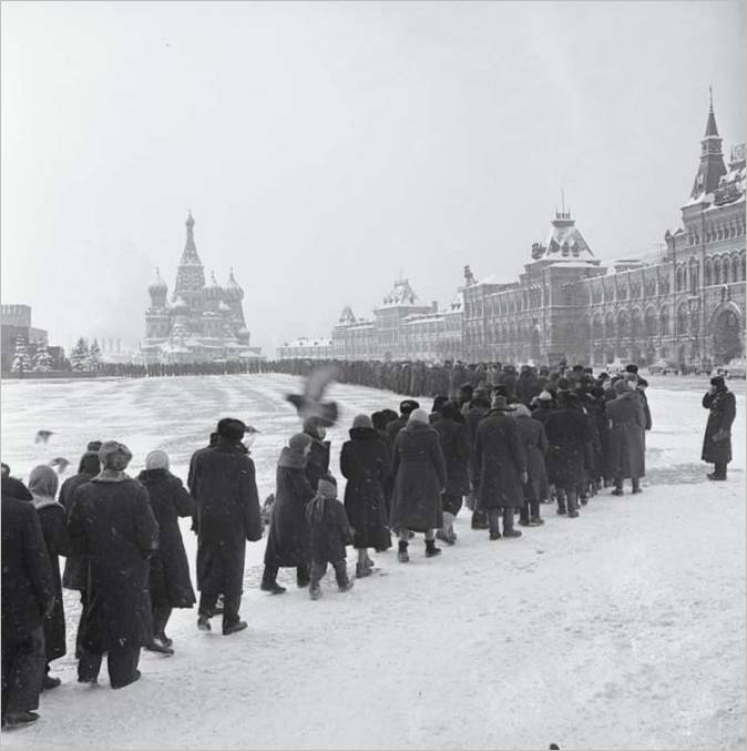 12. A Lénine. Janvier 1960