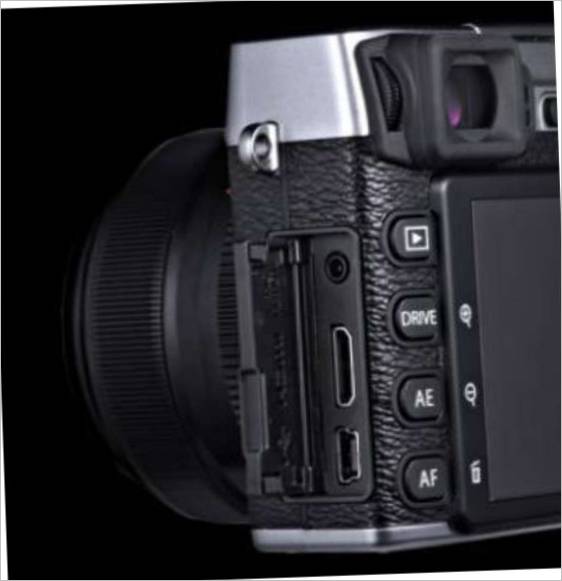 FUJIFILM X-E1 Compact Camera with Interchangeable Lens - Boutons