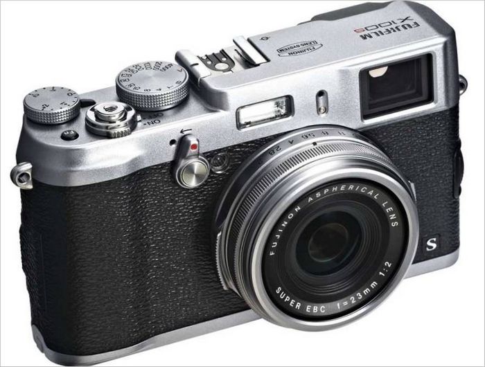 L'appareil photo compact FUJIFILM FinePix X100S