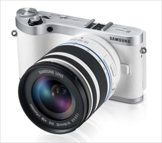 L'appareil photo sans miroir Samsung NX300